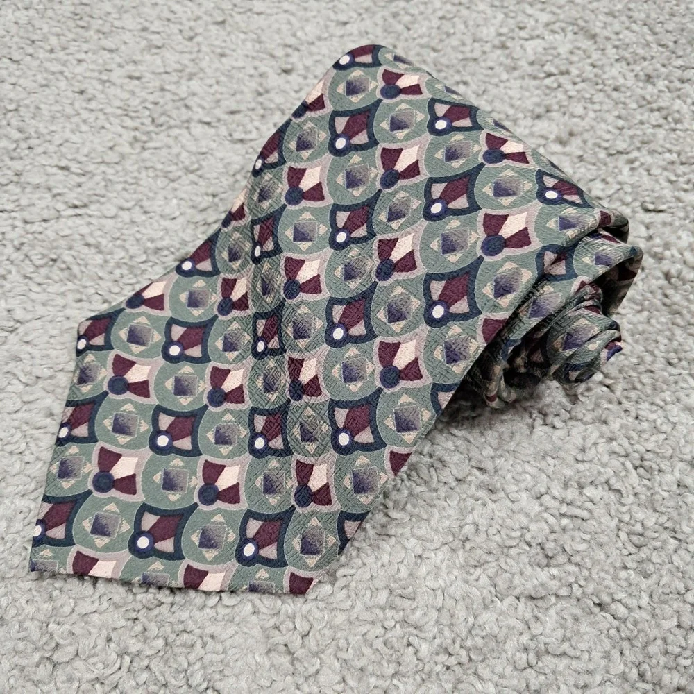 Harve Benard‎ Silk Tie Geometric Medallion Green Purple USA Classic Necktie